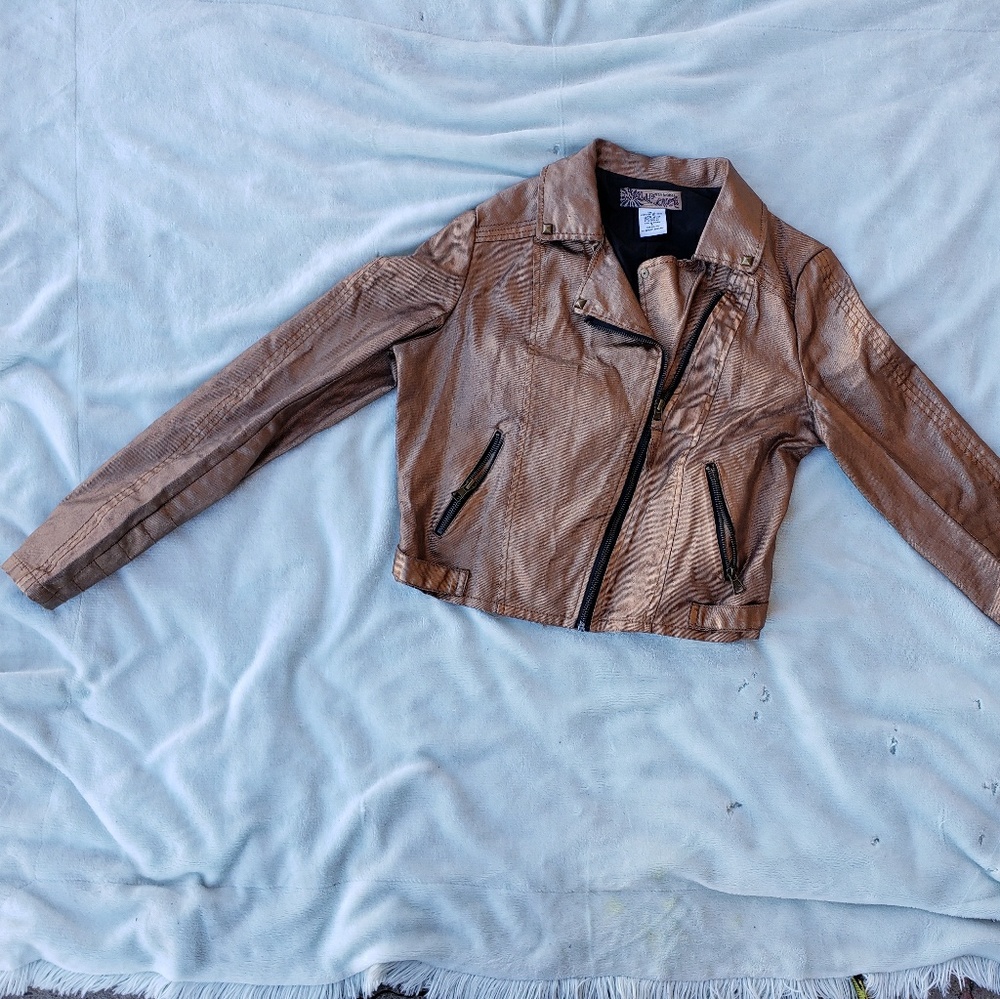 Wallflower jacket color gold